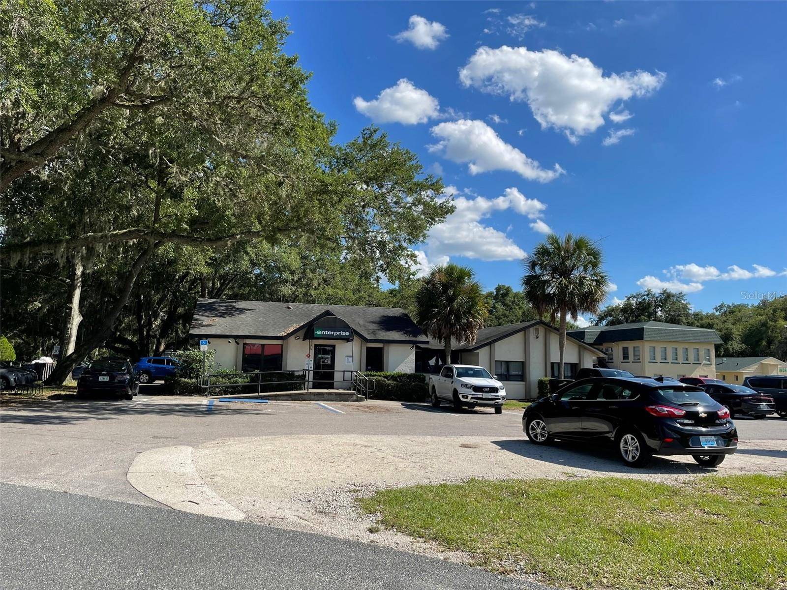 1725 MOUNT VERNON RD  / US HWY 441, Leesburg, FL 34748