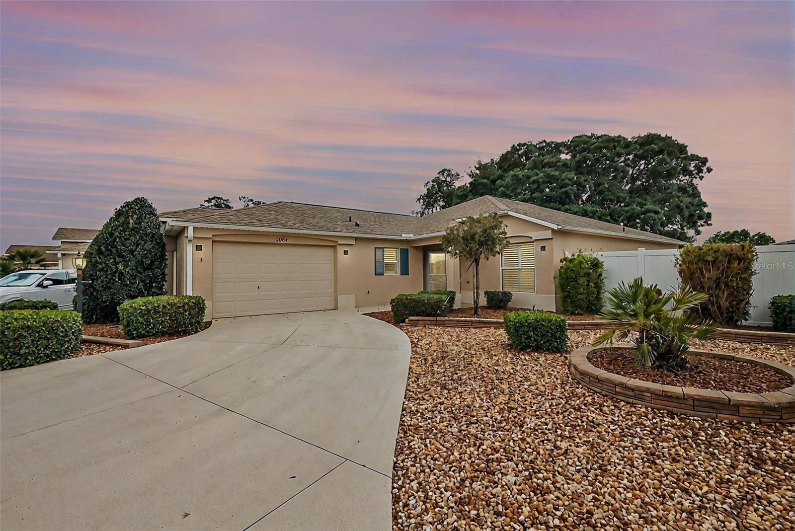 2064 EDENTON TER, The Villages, FL 32162