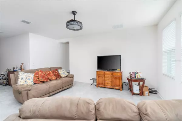 Groveland, FL 34736,853 LAUREL VIEW WAY