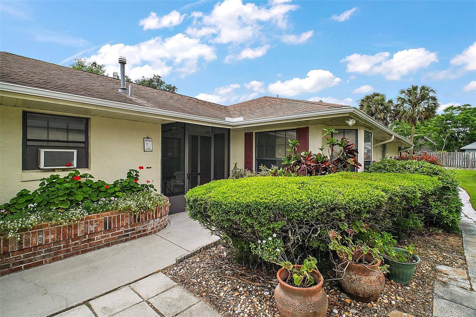 Leesburg, FL 34748,1512 S POINTE DR