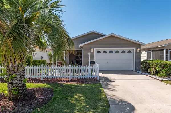 The Villages, FL 32162,992 PINEWOOD PL