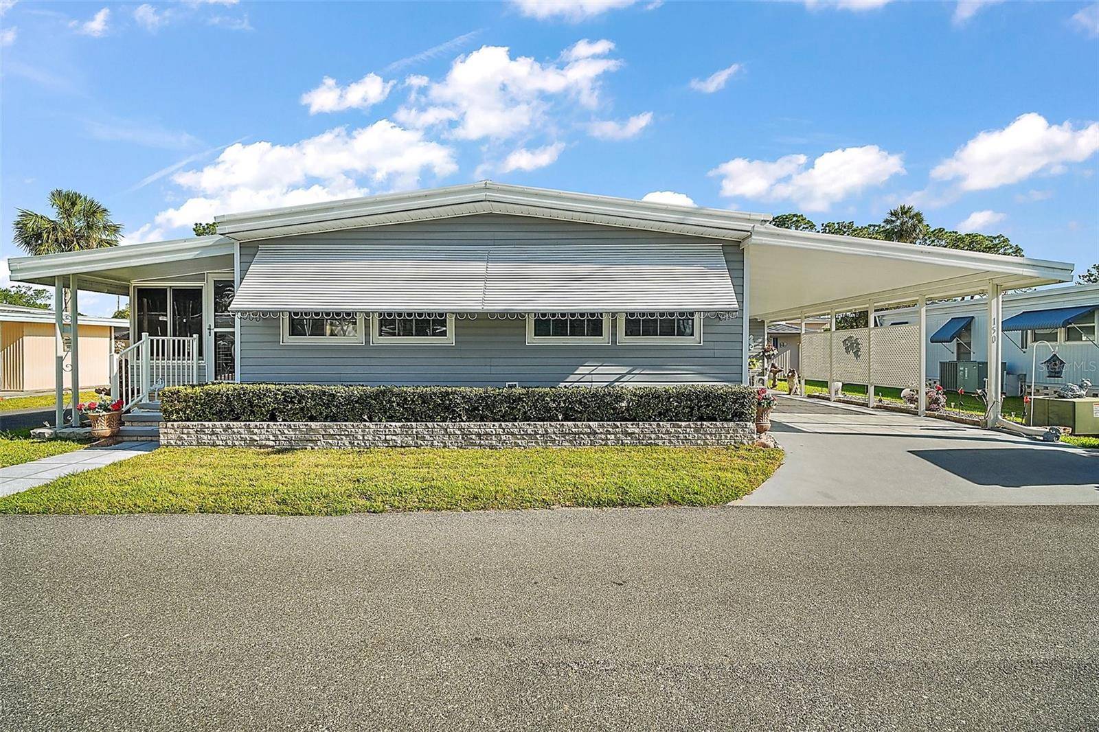 Eustis, FL 32726,150 HICKORY LN