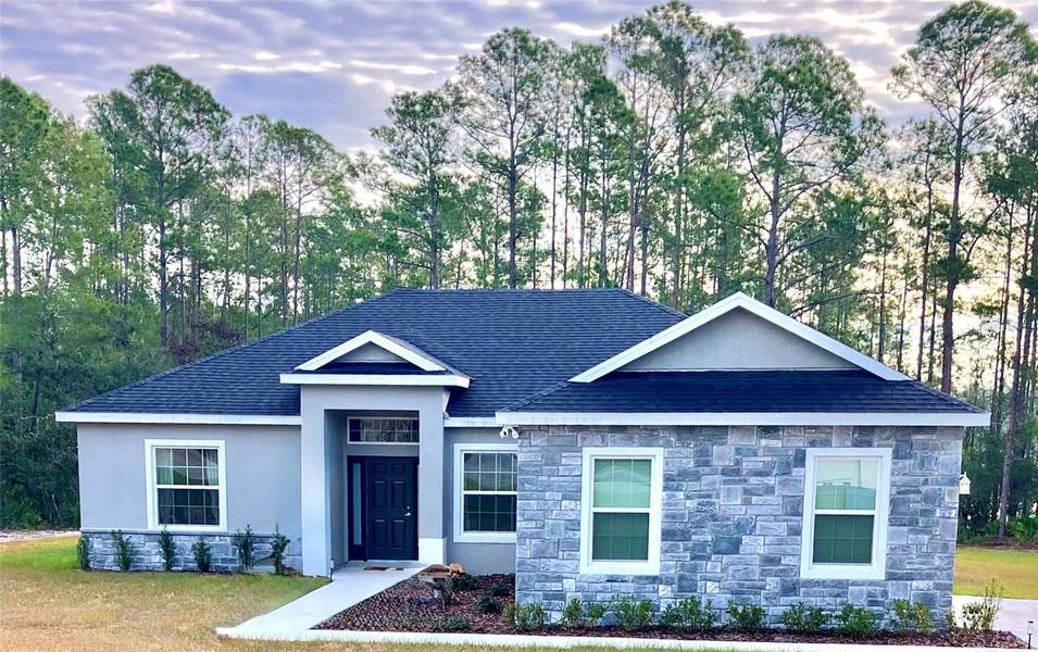 16047 2ND ST, Umatilla, FL 32784