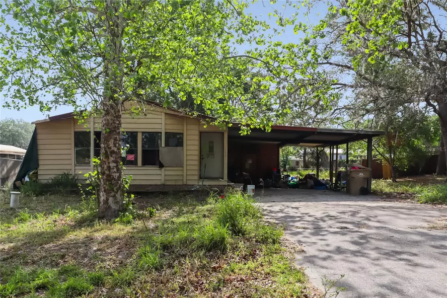 36920 SHADOW HILL DR, Fruitland Park, FL 34731