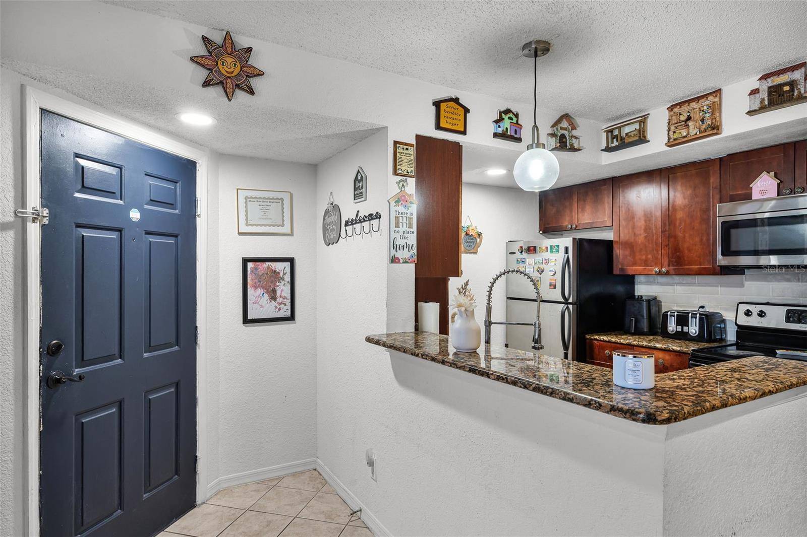 Orlando, FL 32811,5140 CONROY RD #28