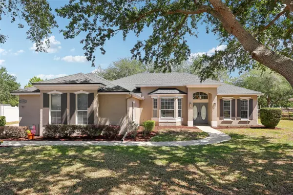 13301 BISCAYNE DR, Grand Island, FL 32735