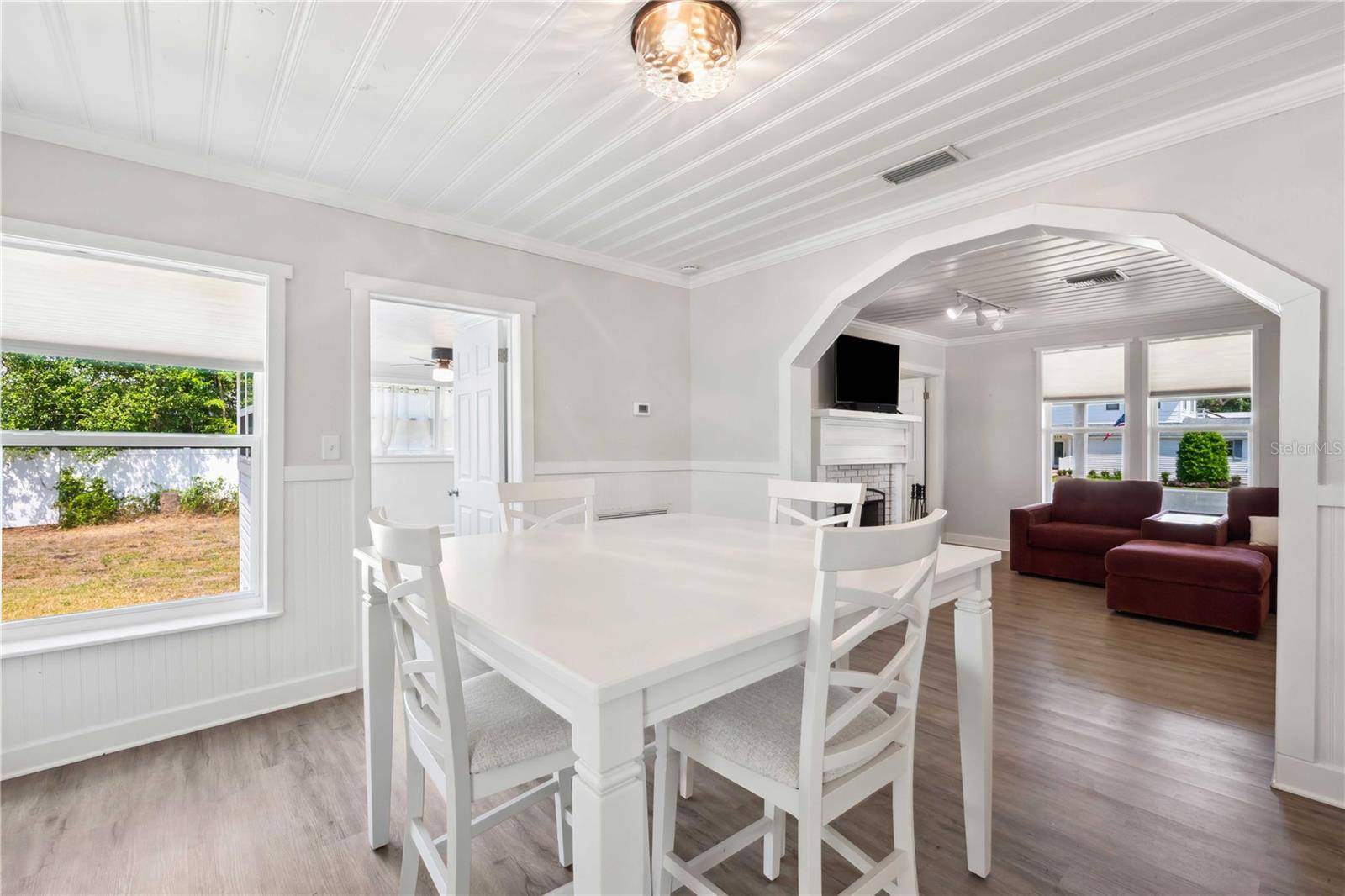 Bushnell, FL 33513,113 W NOBLE AVE