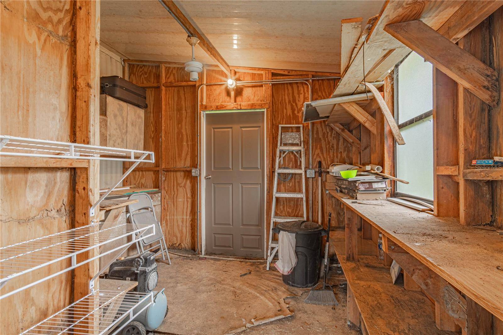 Lake Panasoffkee, FL 33538,17 CANAL CT