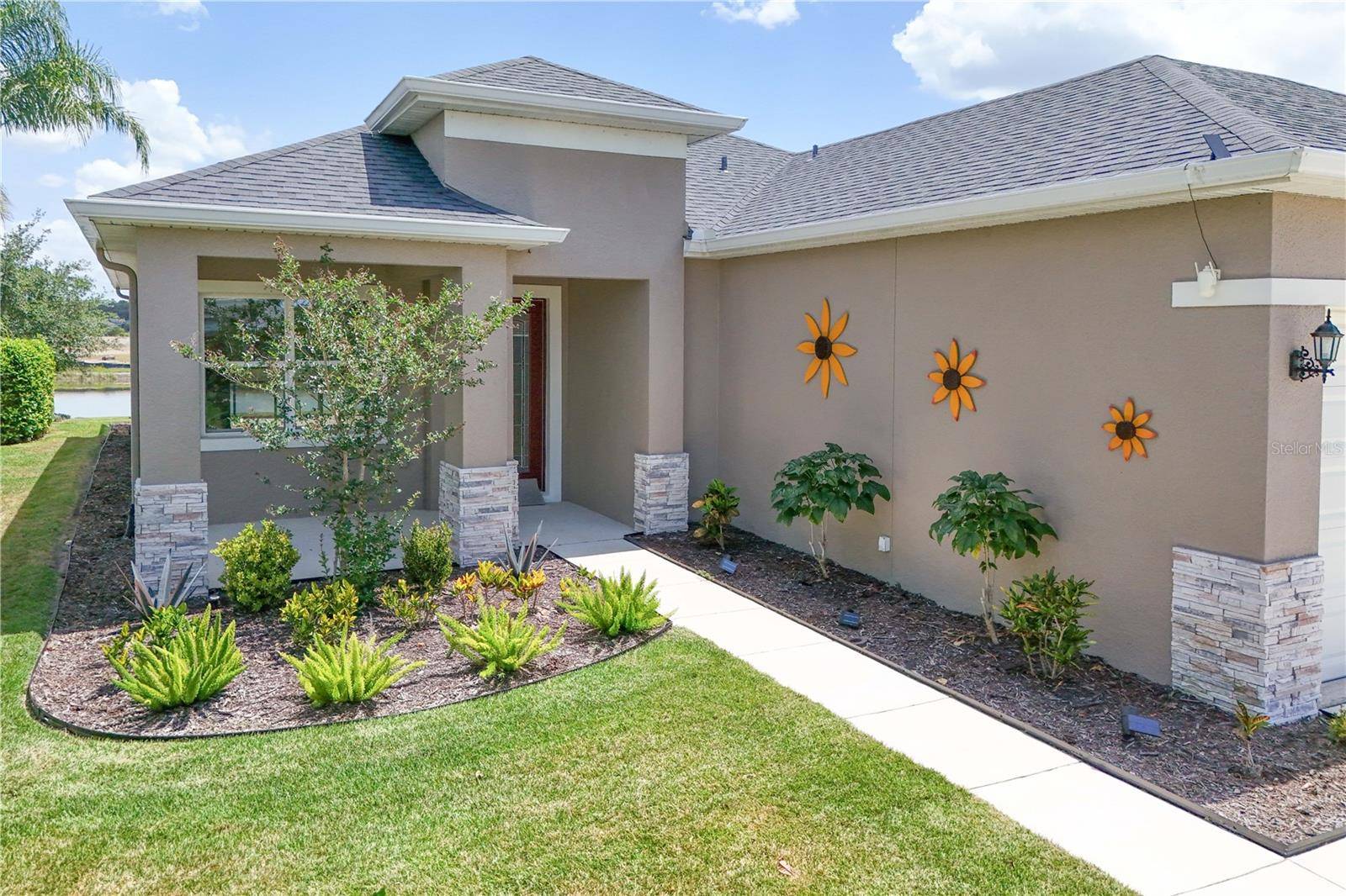 Mount Dora, FL 32757,8664 BRIDGEPORT BAY CIR