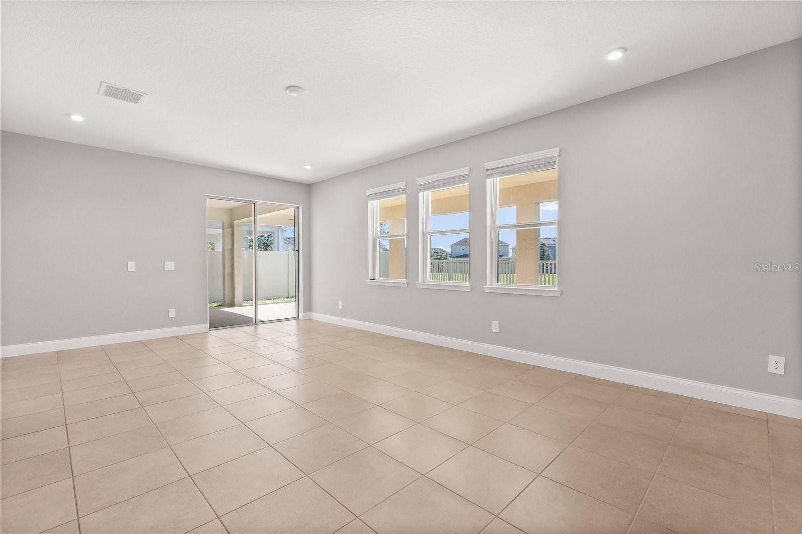 Minneola, FL 34715,674 ANNA RIDGE RD