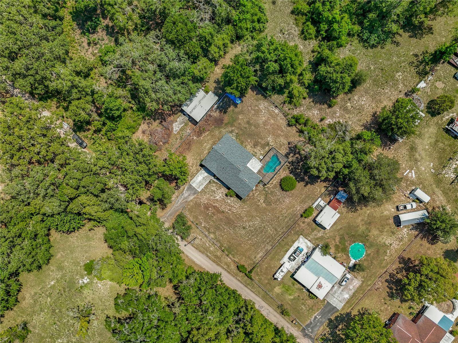 Okahumpka, FL 34762,27610 DEBBIE RD