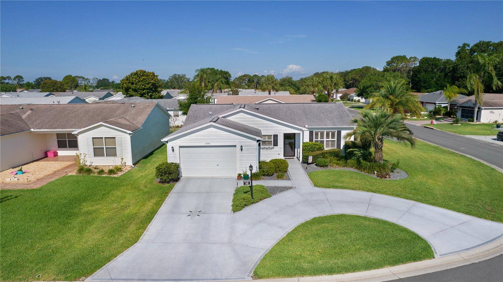 2785 PRIVADA DR, The Villages, FL 32162
