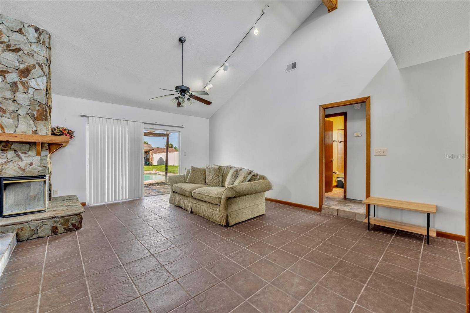 Kissimmee, FL 34741,2104 WINDING RIDGE AVE S