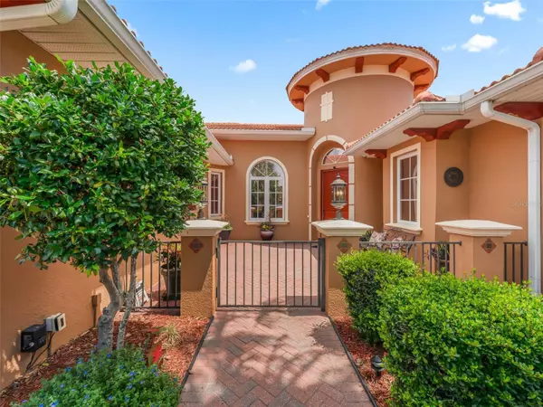 Lady Lake, FL 32159,5235 ISLAND TERRACE CT