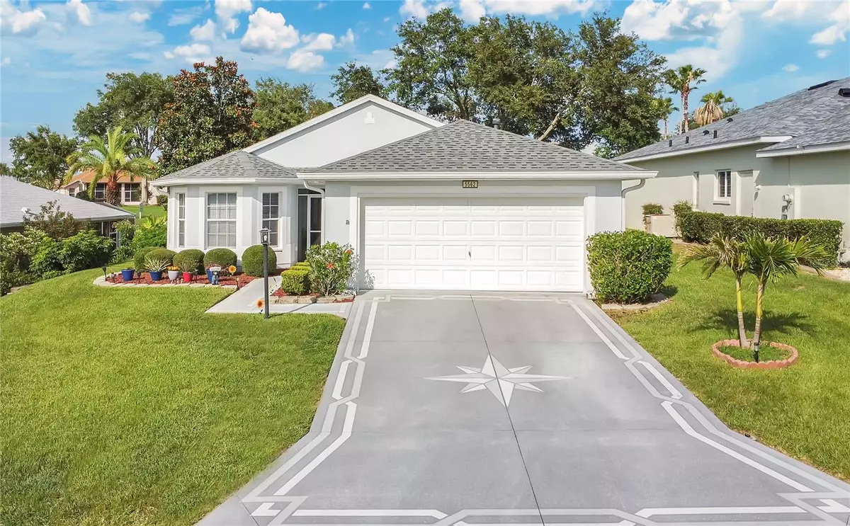 Tavares, FL 32778,5562 CHARLESTON AVENUE