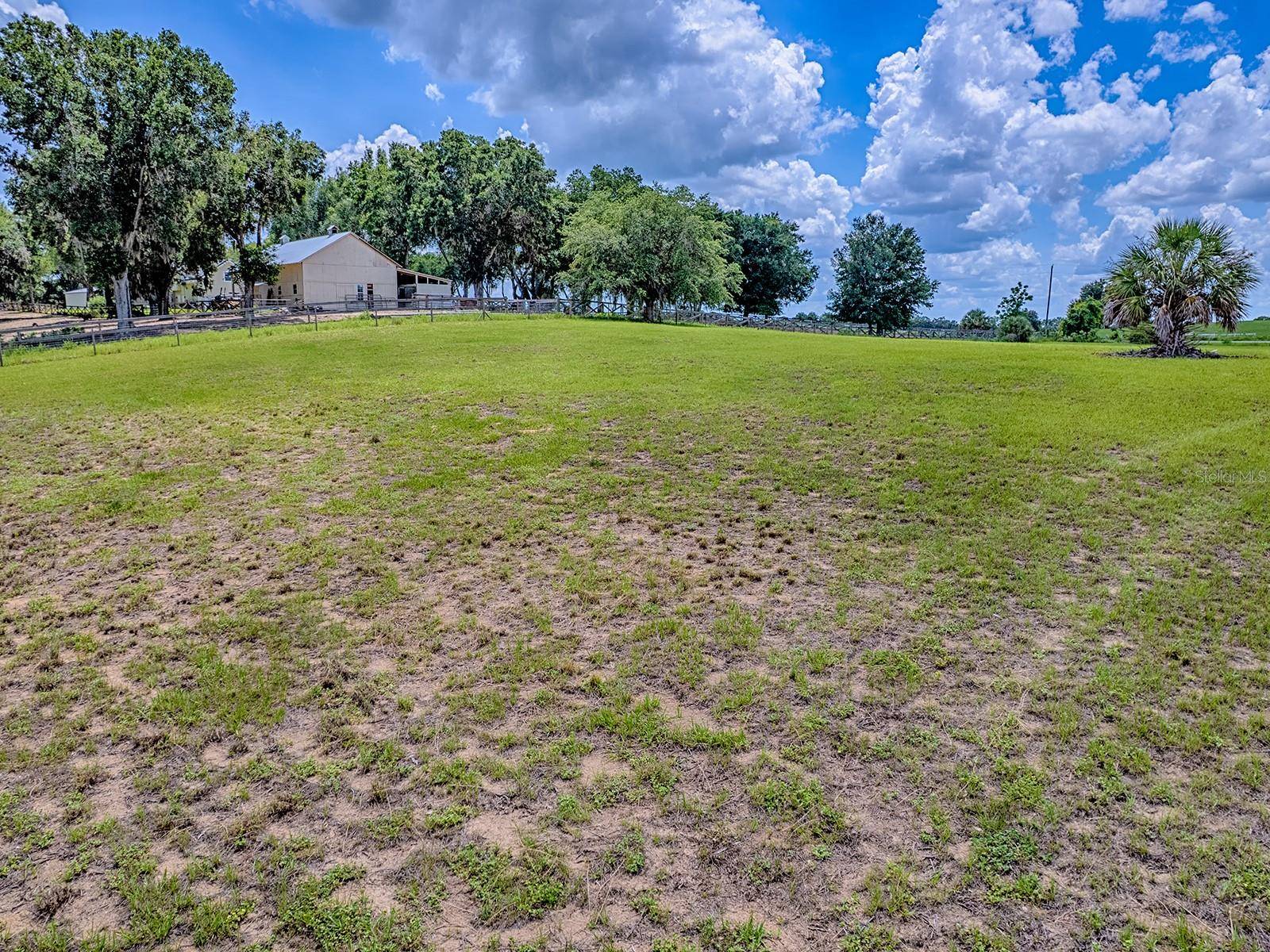 ADAMS ST, Astatula, FL 34705