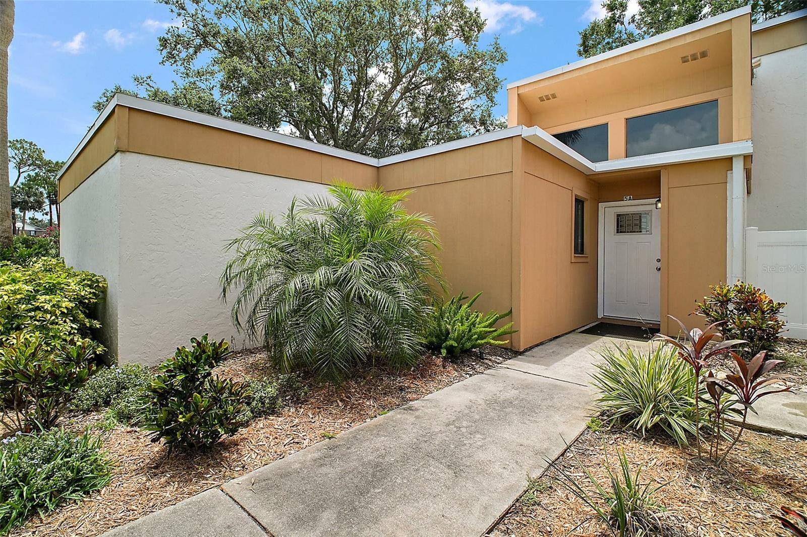Mount Dora, FL 32757,1051 S HIGHLAND ST #A