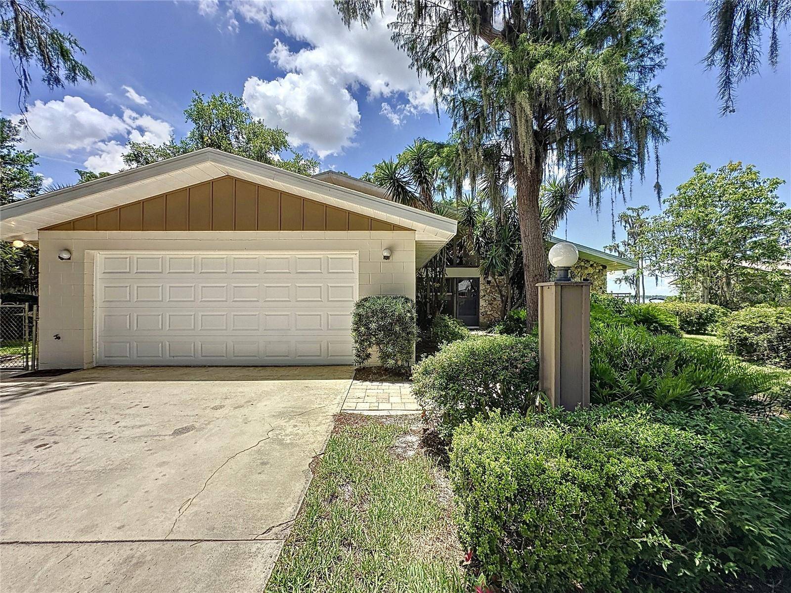 Clermont, FL 34711,11401 CYPRESS DR