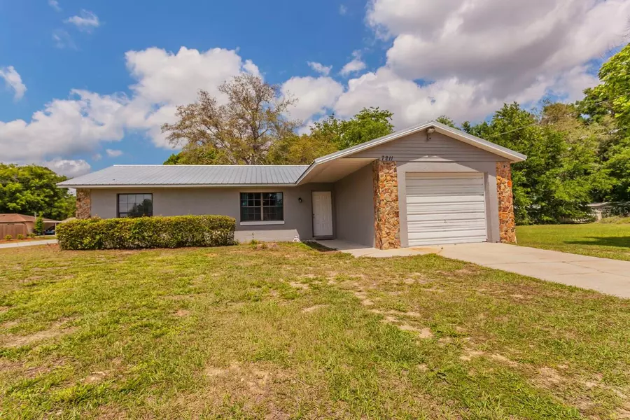 7211 SE 120TH ST, Belleview, FL 34420