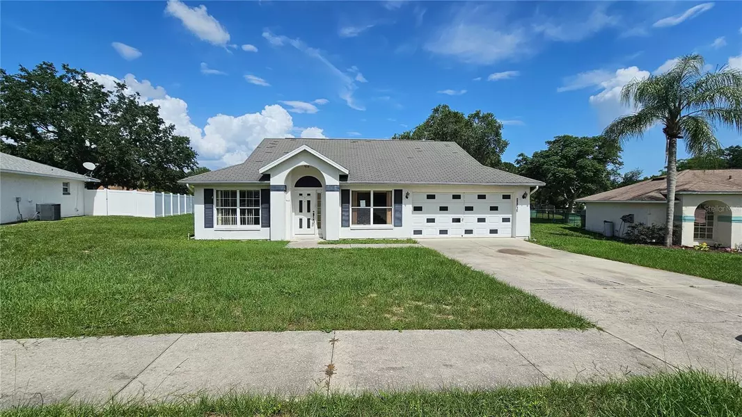 12512 DRAW DR DR, Grand Island, FL 32735