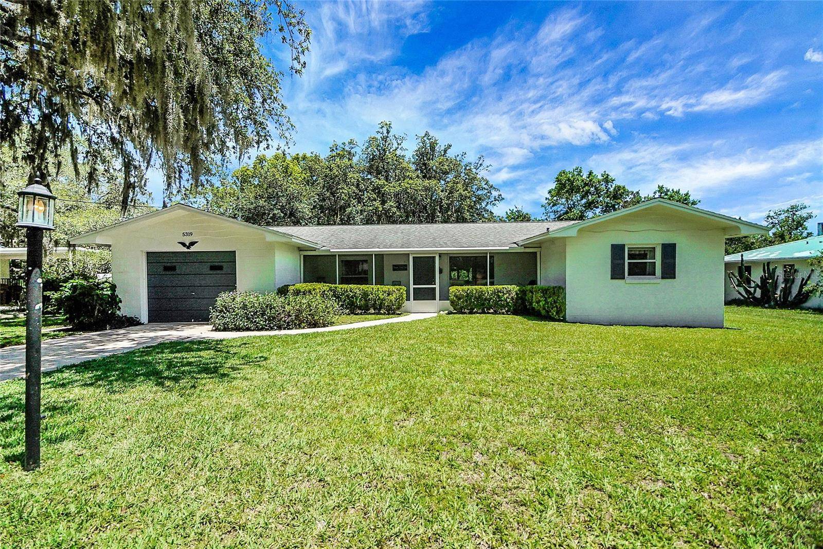 Fruitland Park, FL 34731,5319 EAGLES NEST RD