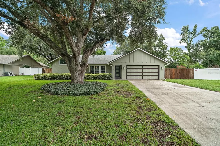 3990 WOOD DR, Mount Dora, FL 32757