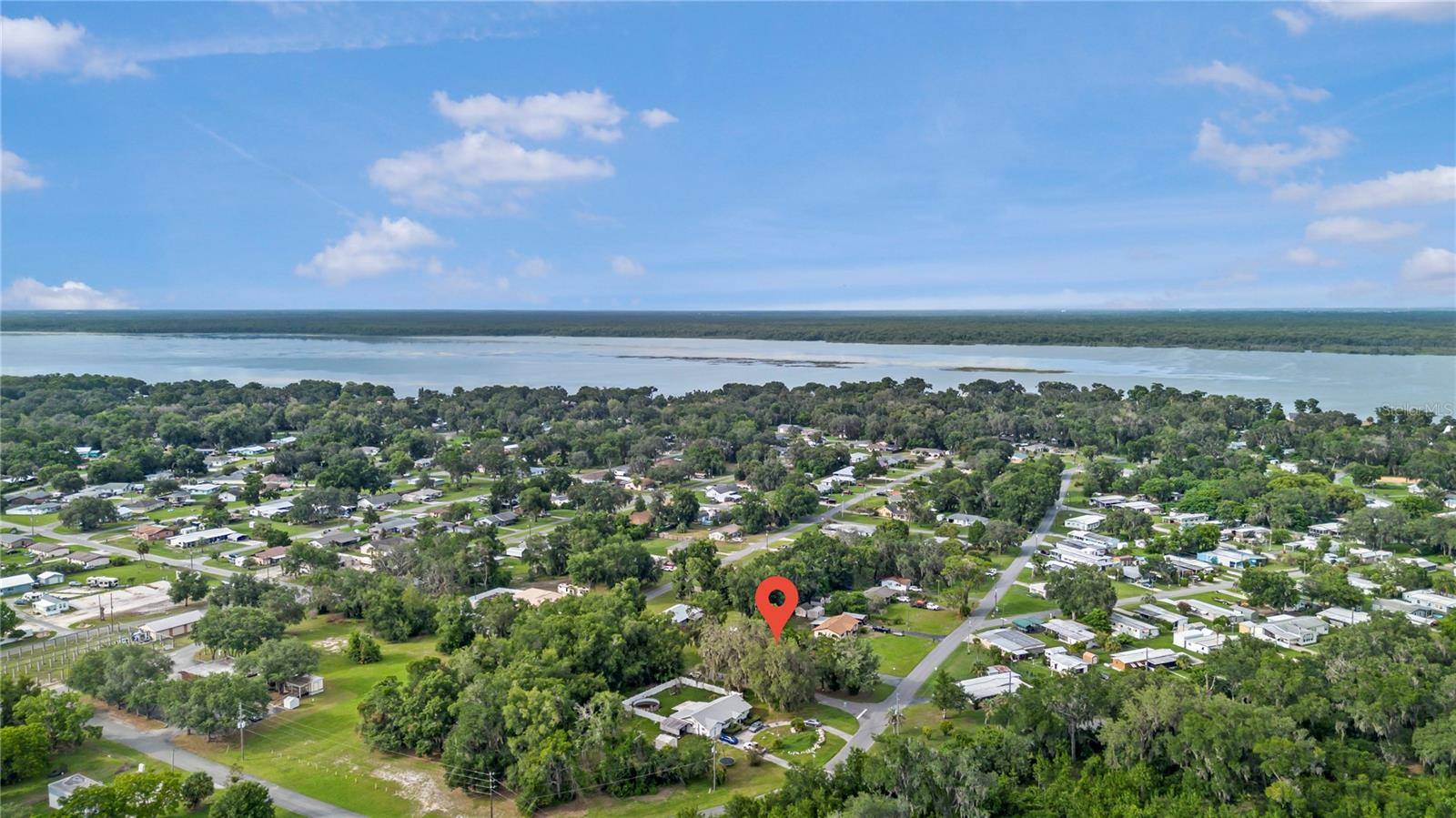 Lake Panasoffkee, FL 33538,2047 CR 446
