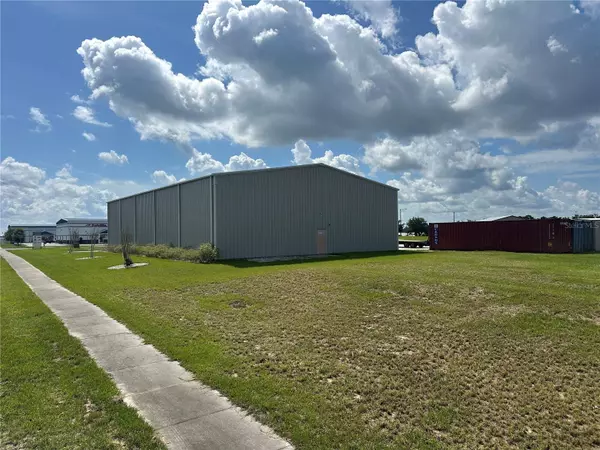 Leesburg, FL 34748,1721 LEESBURG COMMONS CT