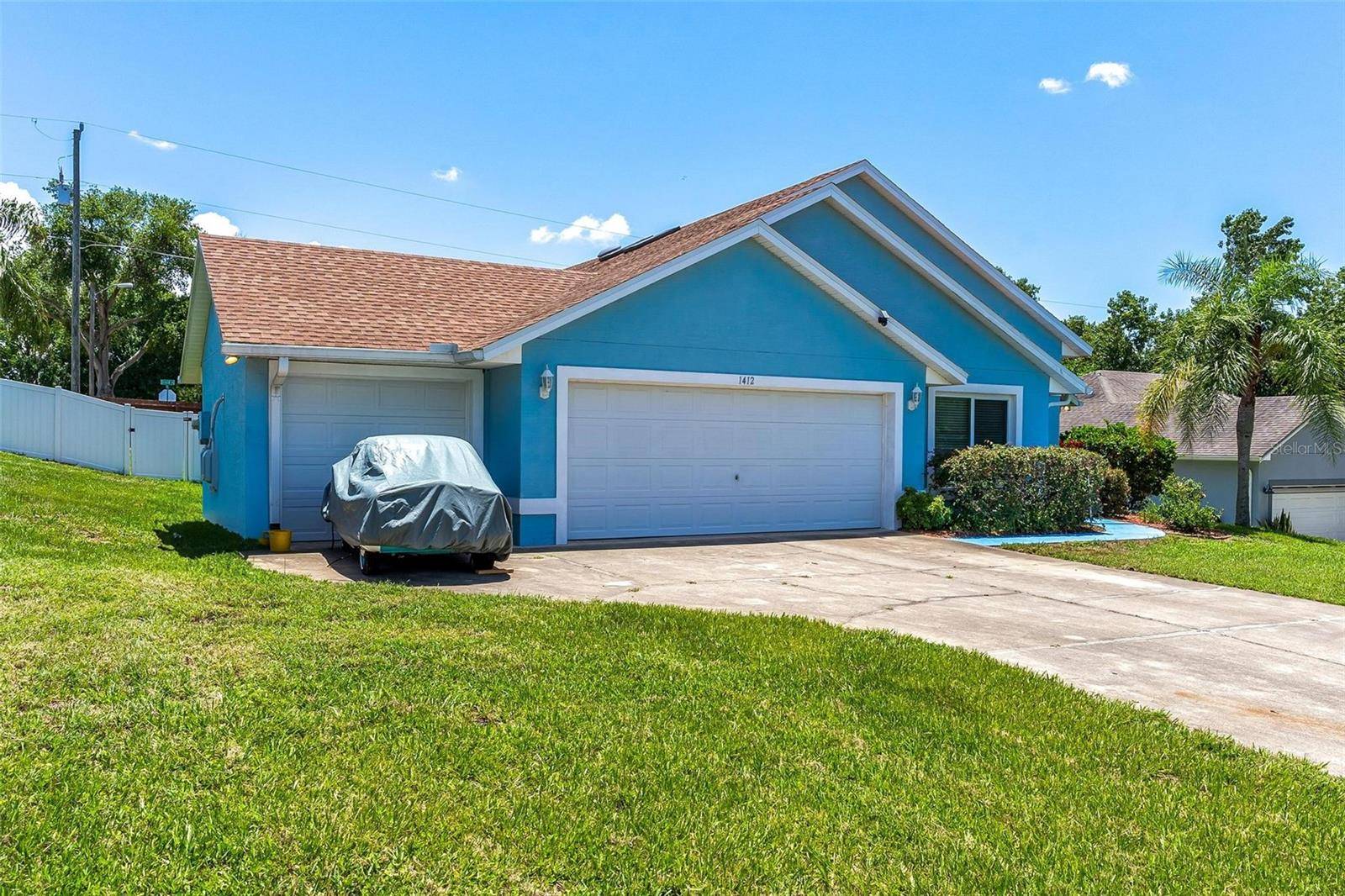 Tavares, FL 32778,1412 COVE PL