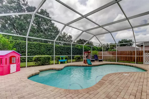 Tampa, FL 33626,10505 WEYBRIDGE DR