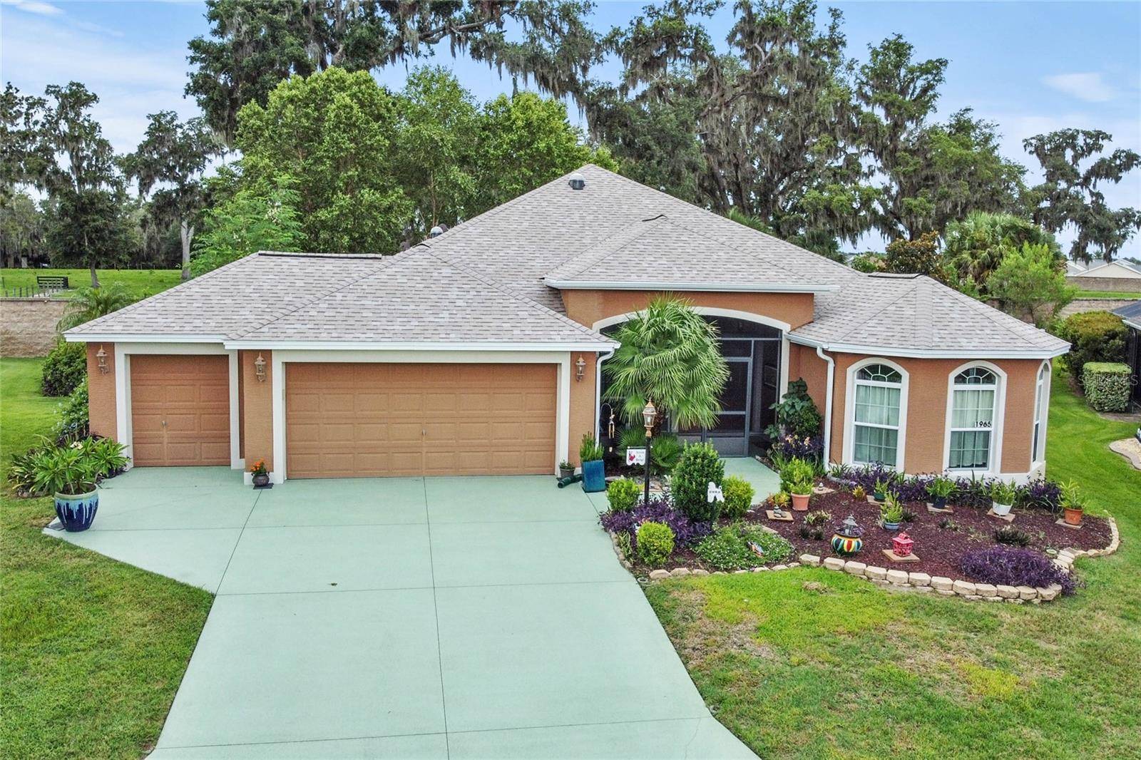 1965 GATEHOUSE TER, The Villages, FL 32163