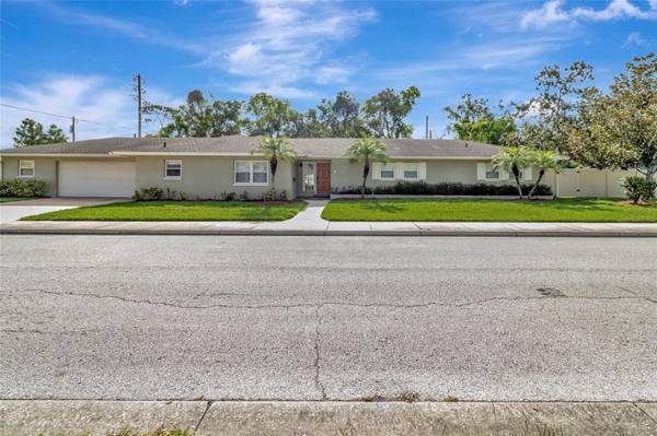 205 S WOODLAND ST, Winter Garden, FL 34787
