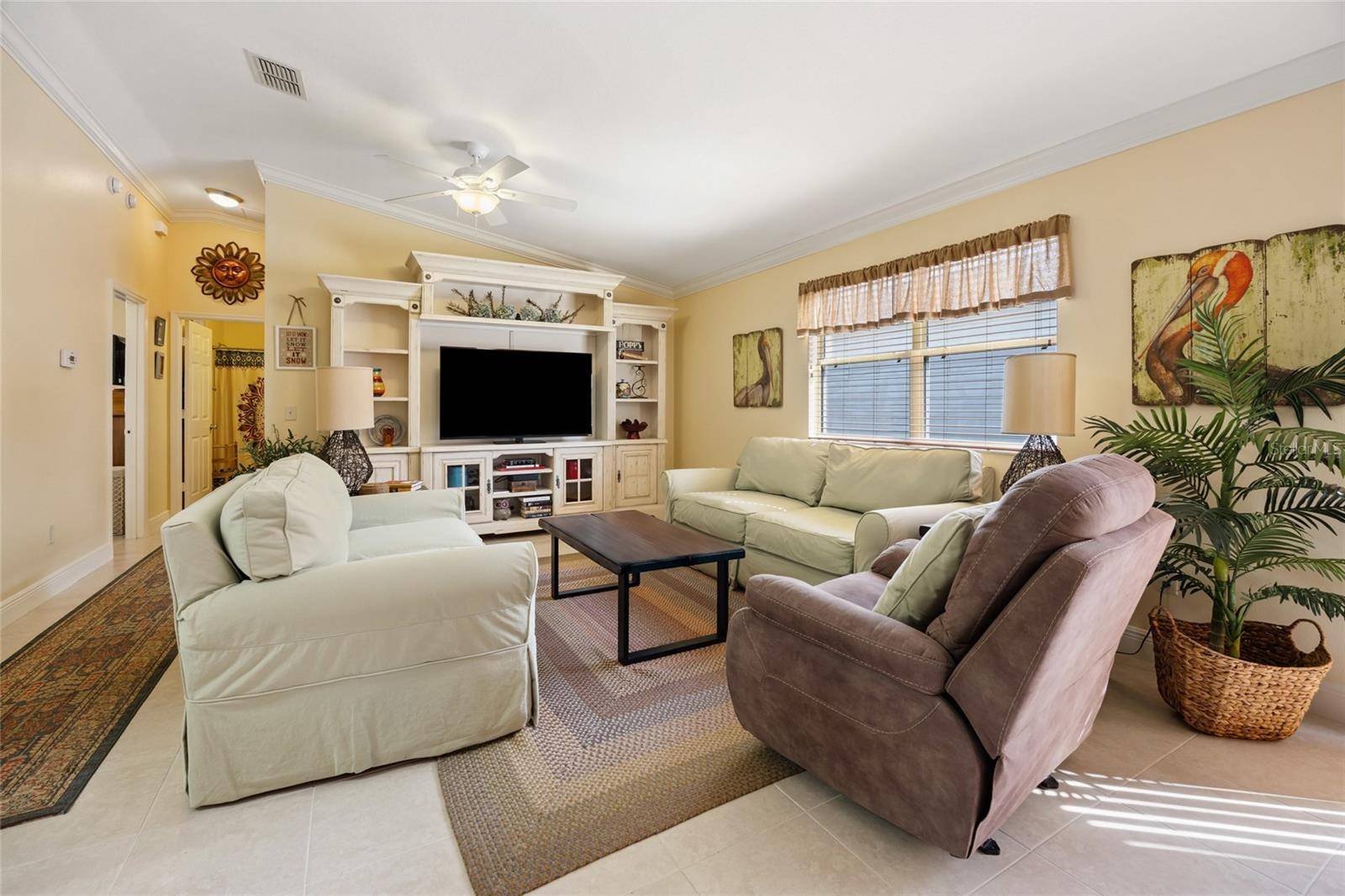 The Villages, FL 32162,2372 TRAVIS PL