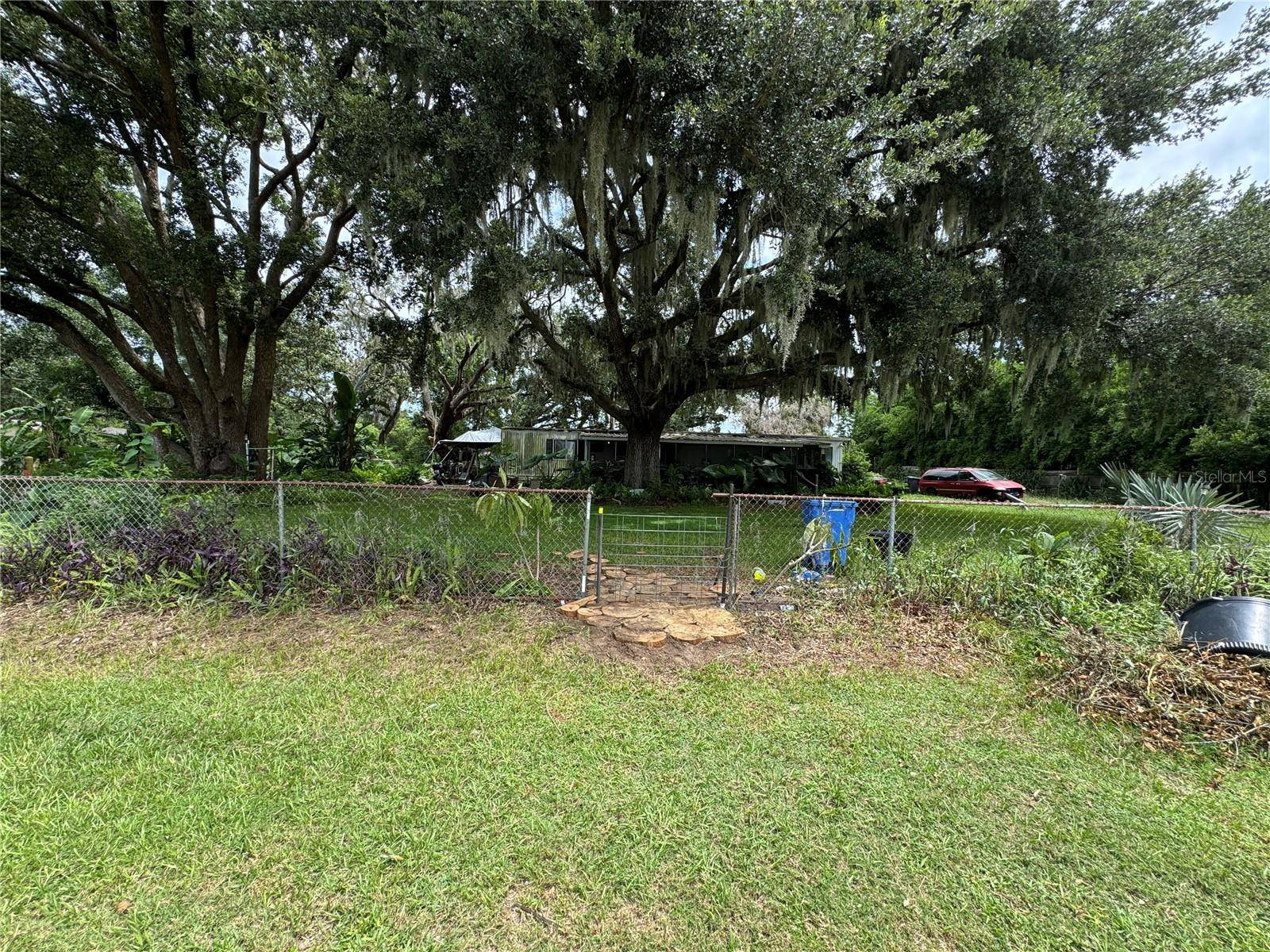 Dover, FL 33527,13920 HAYNES RD
