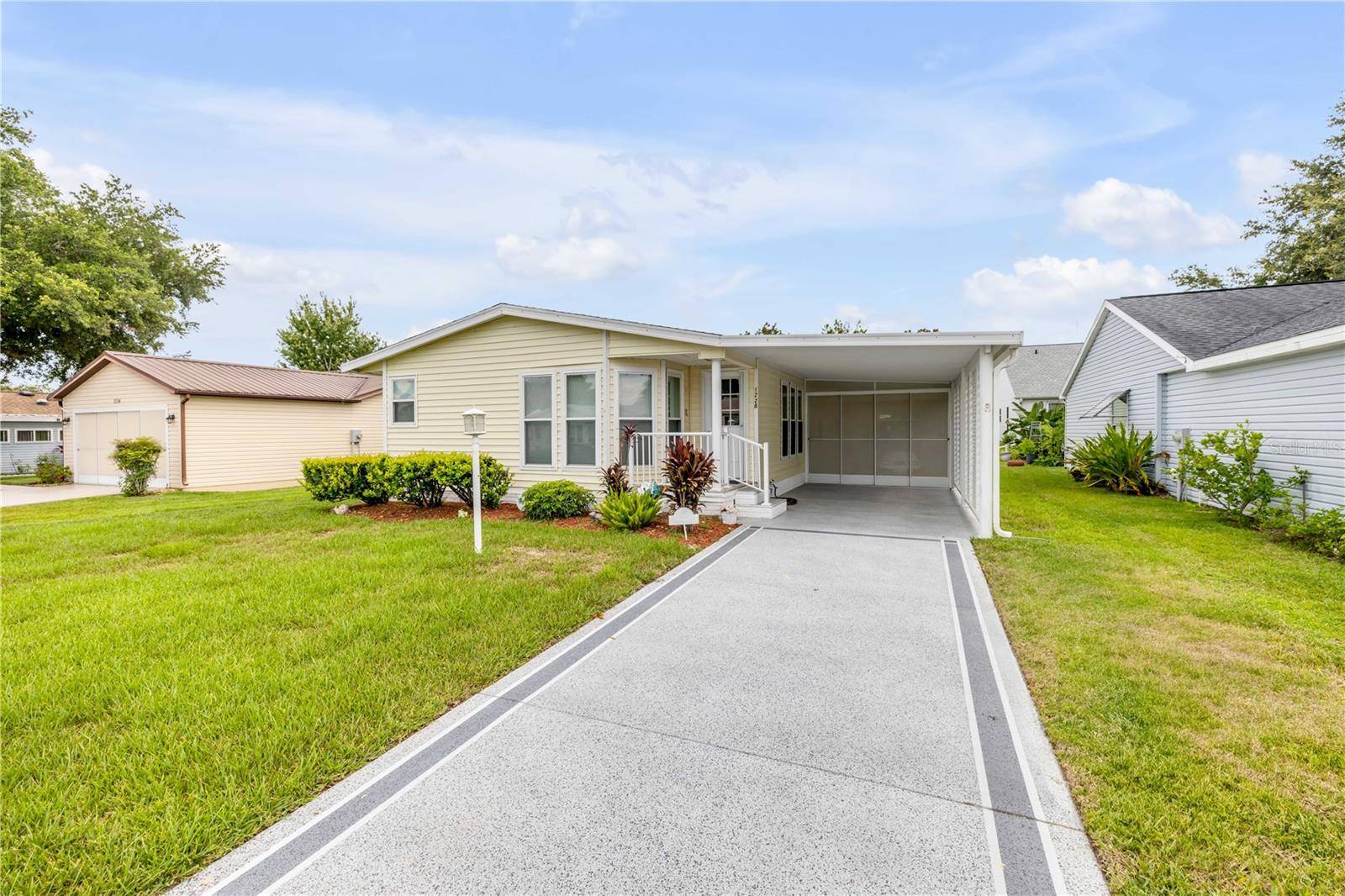 1228 MARIA CT, The Villages, FL 32159