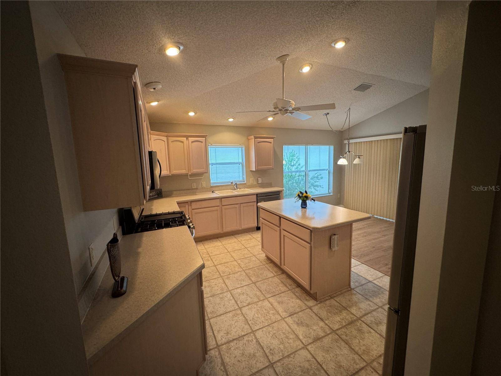 The Villages, FL 32162,8850 SE 167TH MAYFIELD PL