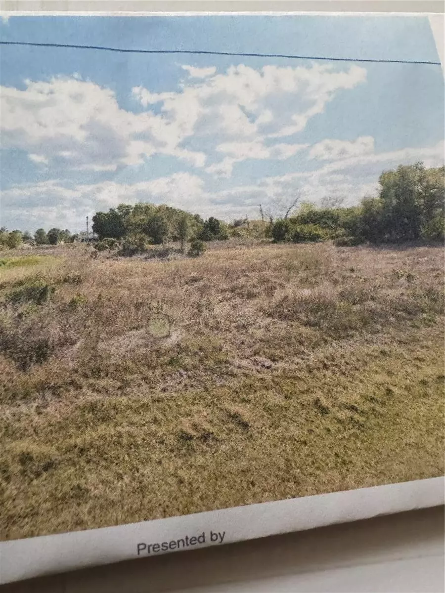 Lehigh Acres, FL 33976,4215 8TH ST SW