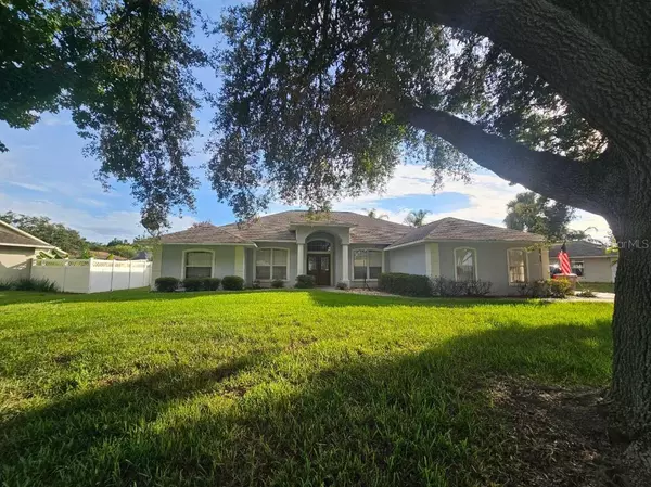 10934 VERSAILLES BLVD, Clermont, FL 34711