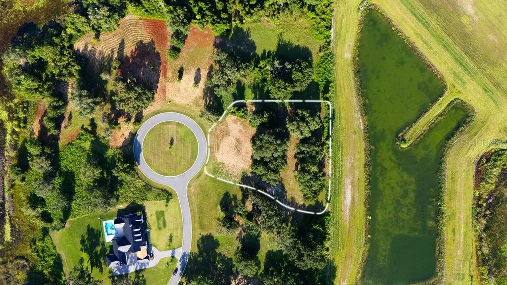 472 LONG AND WINDING RD, Howey In The Hills, FL 34737