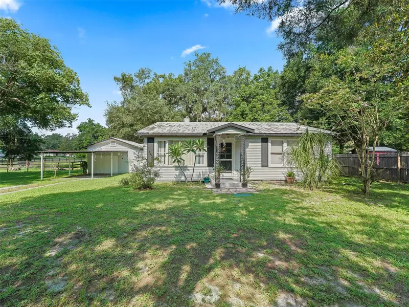 521 3RD AVE, Wildwood, FL 34785
