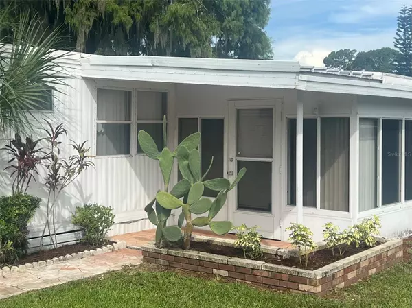 Tavares, FL 32778,240 RUE DE FONTAINE