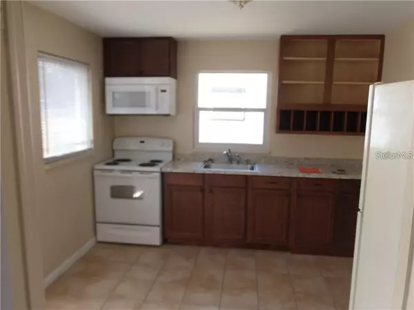Eustis, FL 32726,110 W SAINT LOUIS AVE