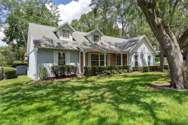 2209 DOGWOOD CIR, Mount Dora, FL 32757