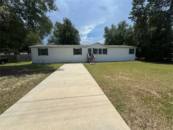 18384 SE 54TH ST, Ocklawaha, FL 32179