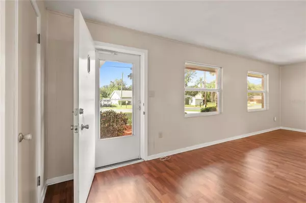 Eustis, FL 32726,3105 GARDEN RD