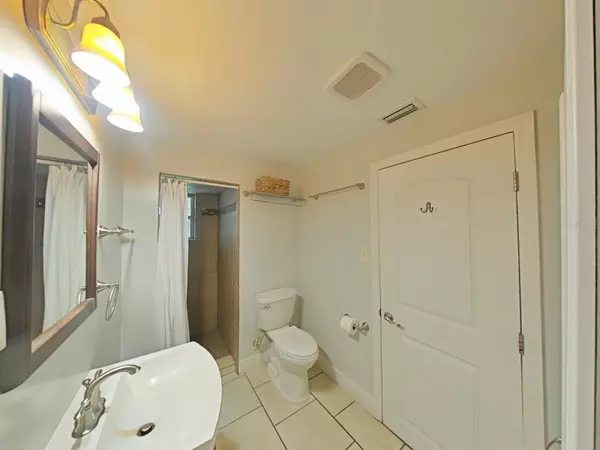 Eustis, FL 32726,1610 WILLIAMS AVE
