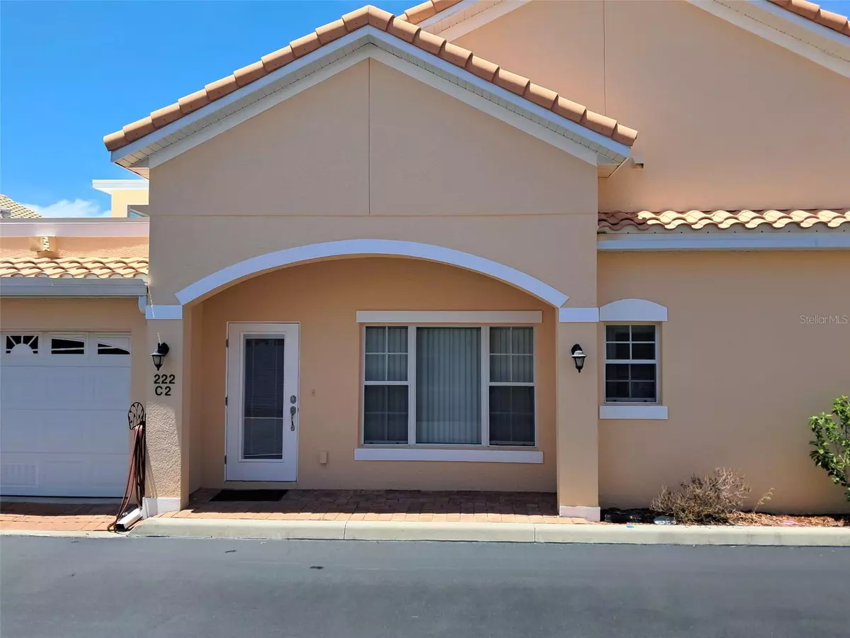 Tavares, FL 32778,222 DAVID WALKER DR #C2