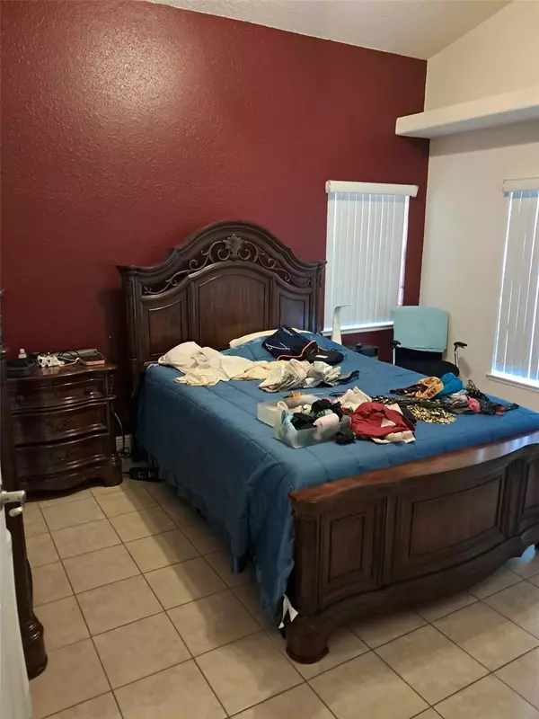 Tavares, FL 32778,222 DAVID WALKER DR #C2