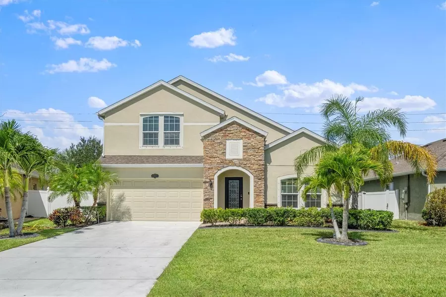 8071 WESTFIELD CIR, Vero Beach, FL 32966