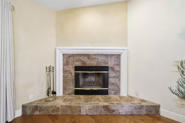 Sorrento, FL 32776,25603 TROON AVE